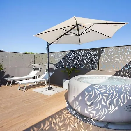 Loft En Bord De Mer Avec Rooftop Prive Classe 5* * Вильнёв-Лубе