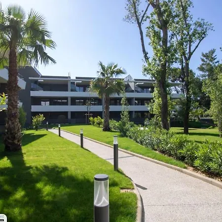 Loft En Bord De Mer Avec Rooftop Prive Classe 5* Вильнёв-Лубе